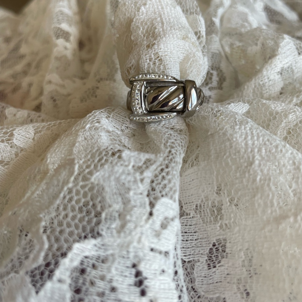 Stainless Steel Pave Cube Zirconia Belt & Buckle Design Ring. Size 6